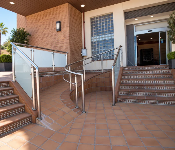 Acceso a Hotel La Torre